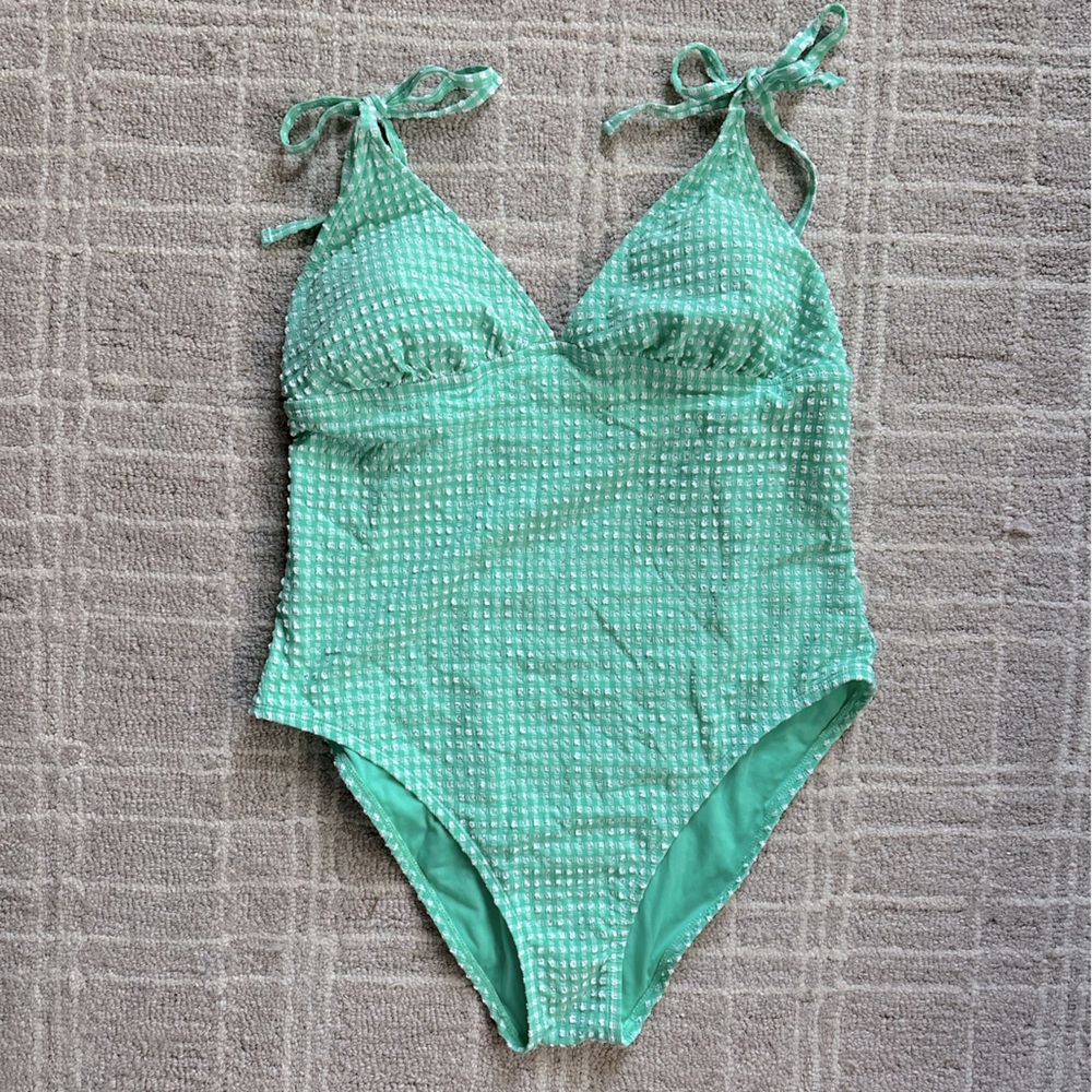 TIME AND TRU • Green Gingham Textured One-Piece Swimsuit